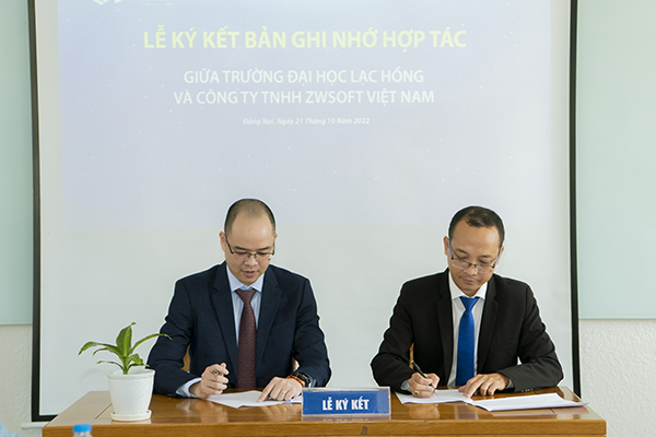 Mr. Nguyen Hong Quan (Left) - Deputy General Manager of ZWSOFT Vietnam, and MSc. Nguyen Thanh Trung (Right)- Vice Dean of the Faculty of Civil Engineering, Lac Hong University