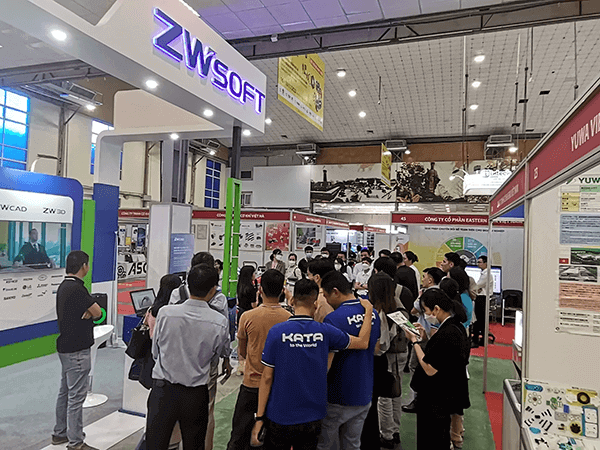 Khách hàng đang tìm hiểu về các giải pháp ZWSOFT